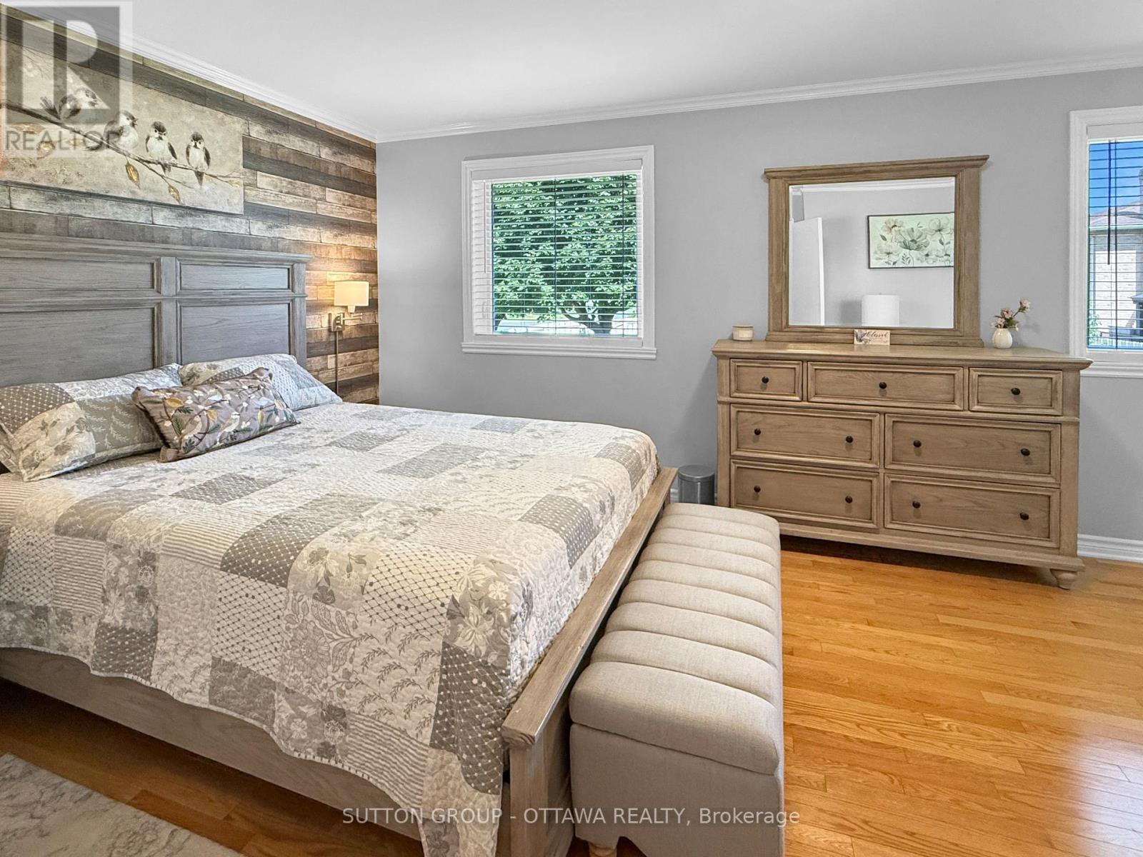1888 Belvedere Crescent Property Photo 14