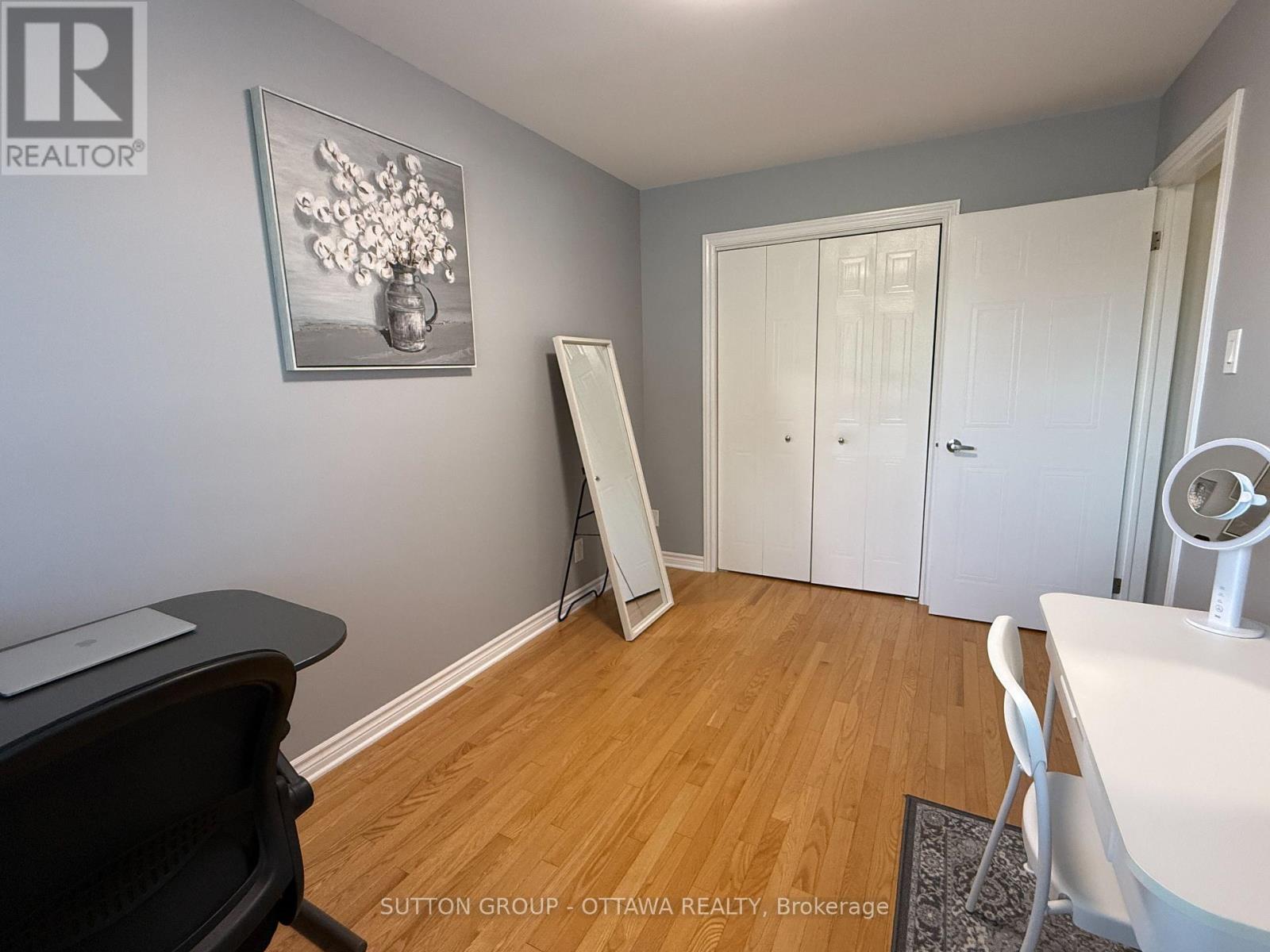 1888 Belvedere Crescent Property Photo 18