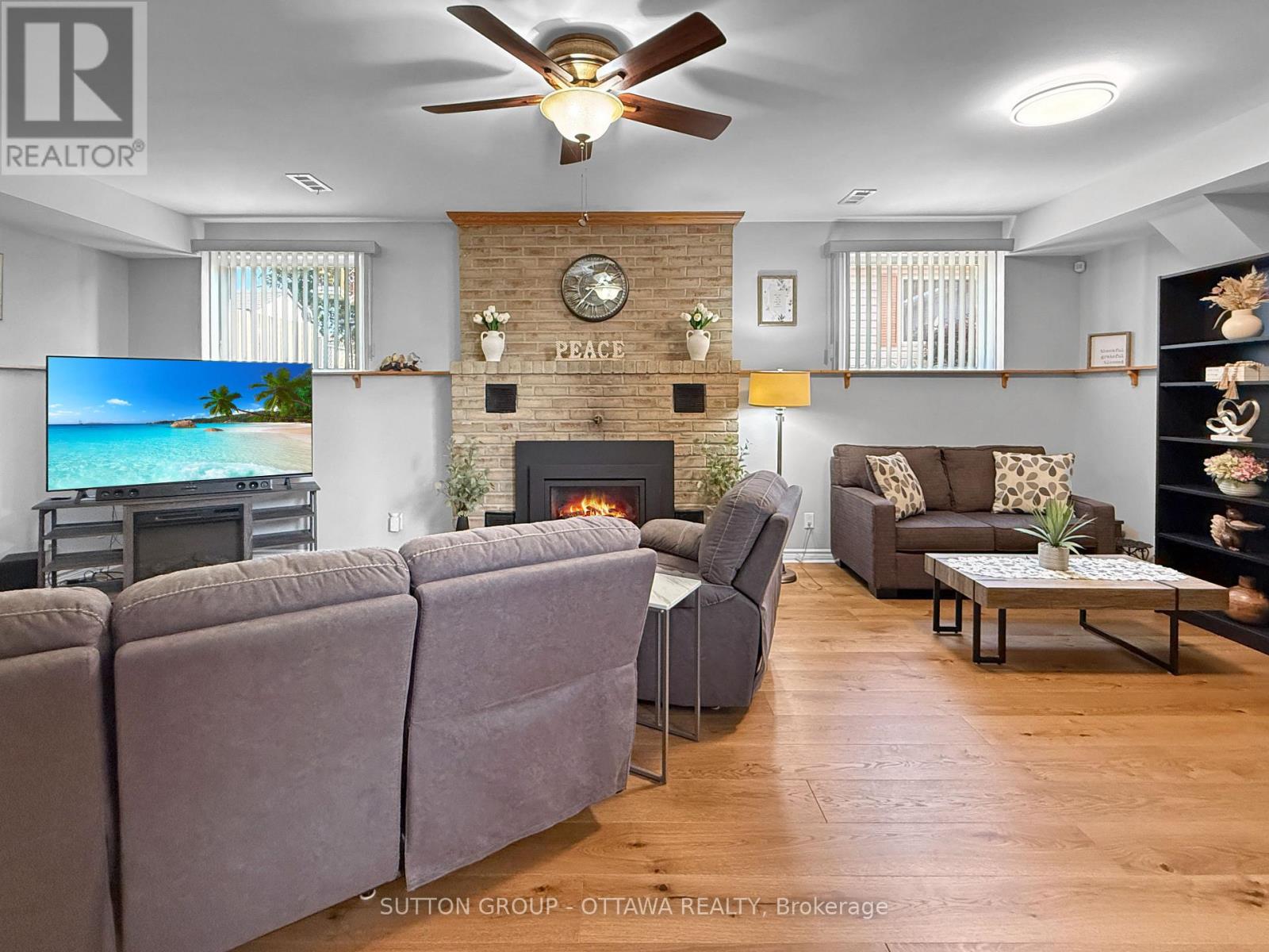 1888 Belvedere Crescent Property Photo 24