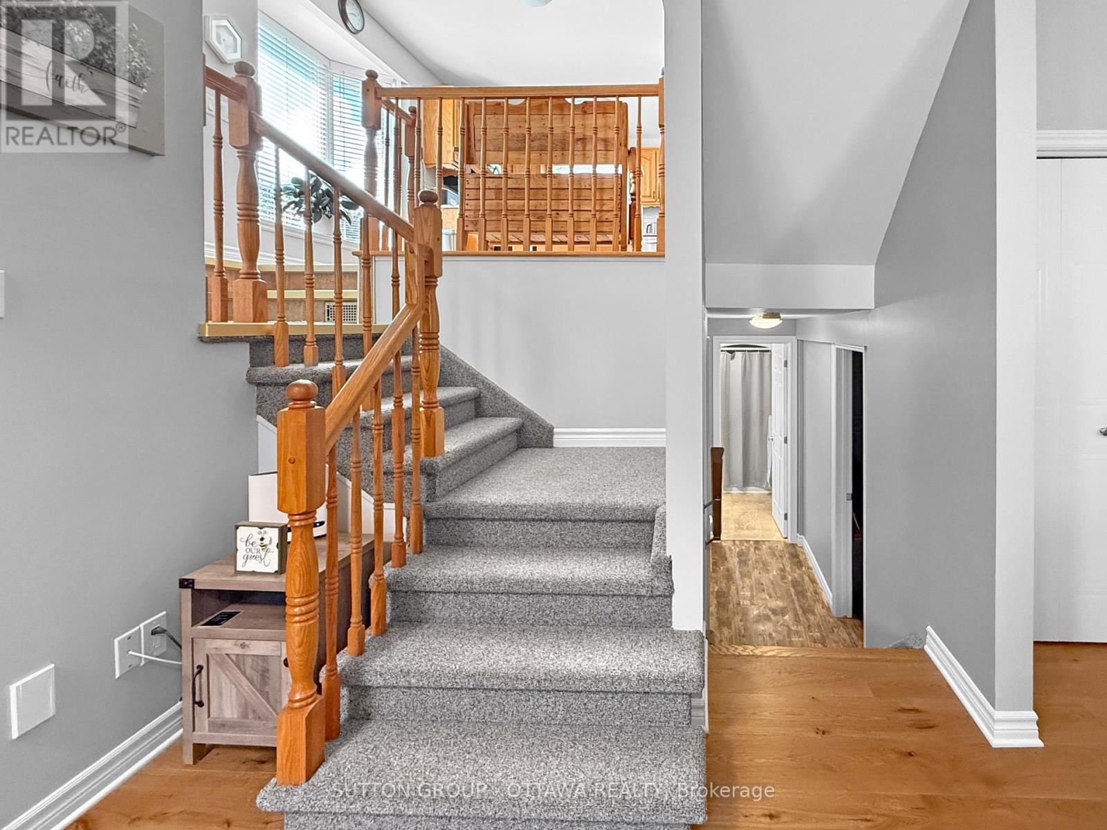 1888 Belvedere Crescent Property Photo 25