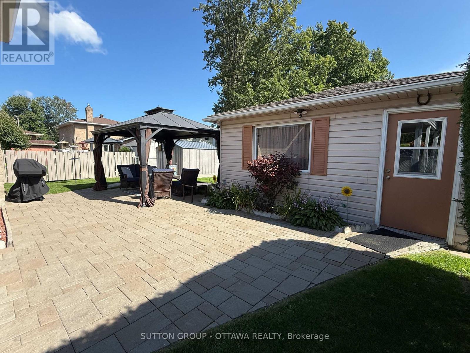 1888 Belvedere Crescent Property Photo 35