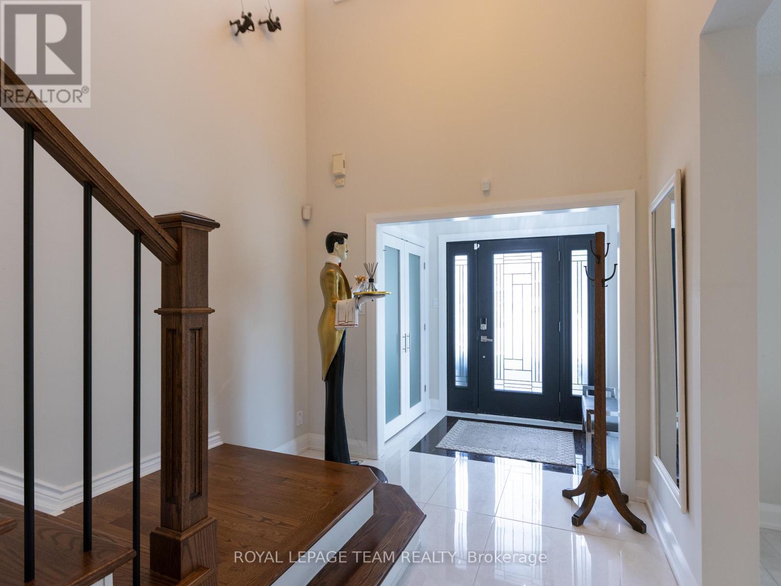 34 Rideauview Terrace Property Photo 4