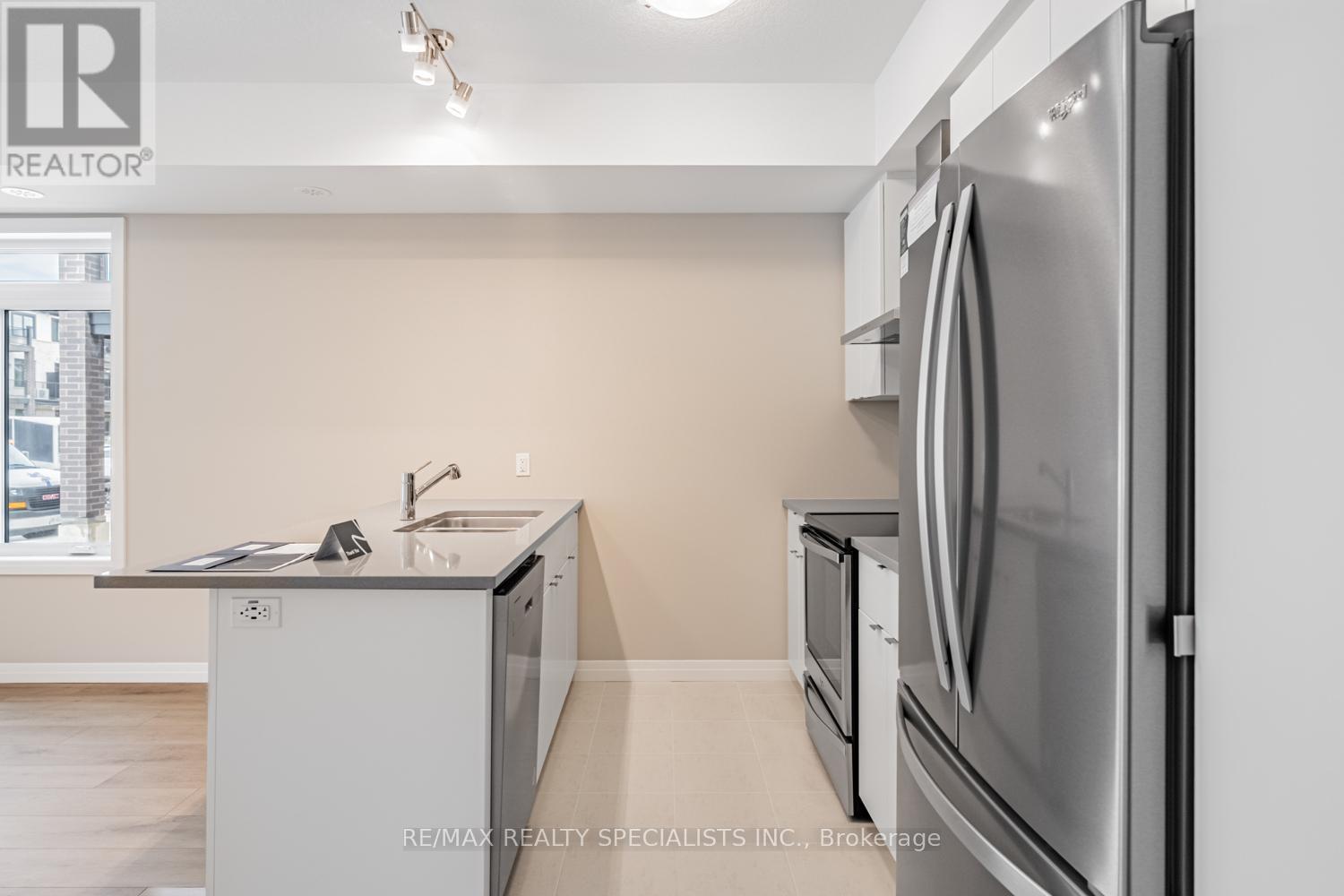 64 Thatcher Drive Property Photo 14