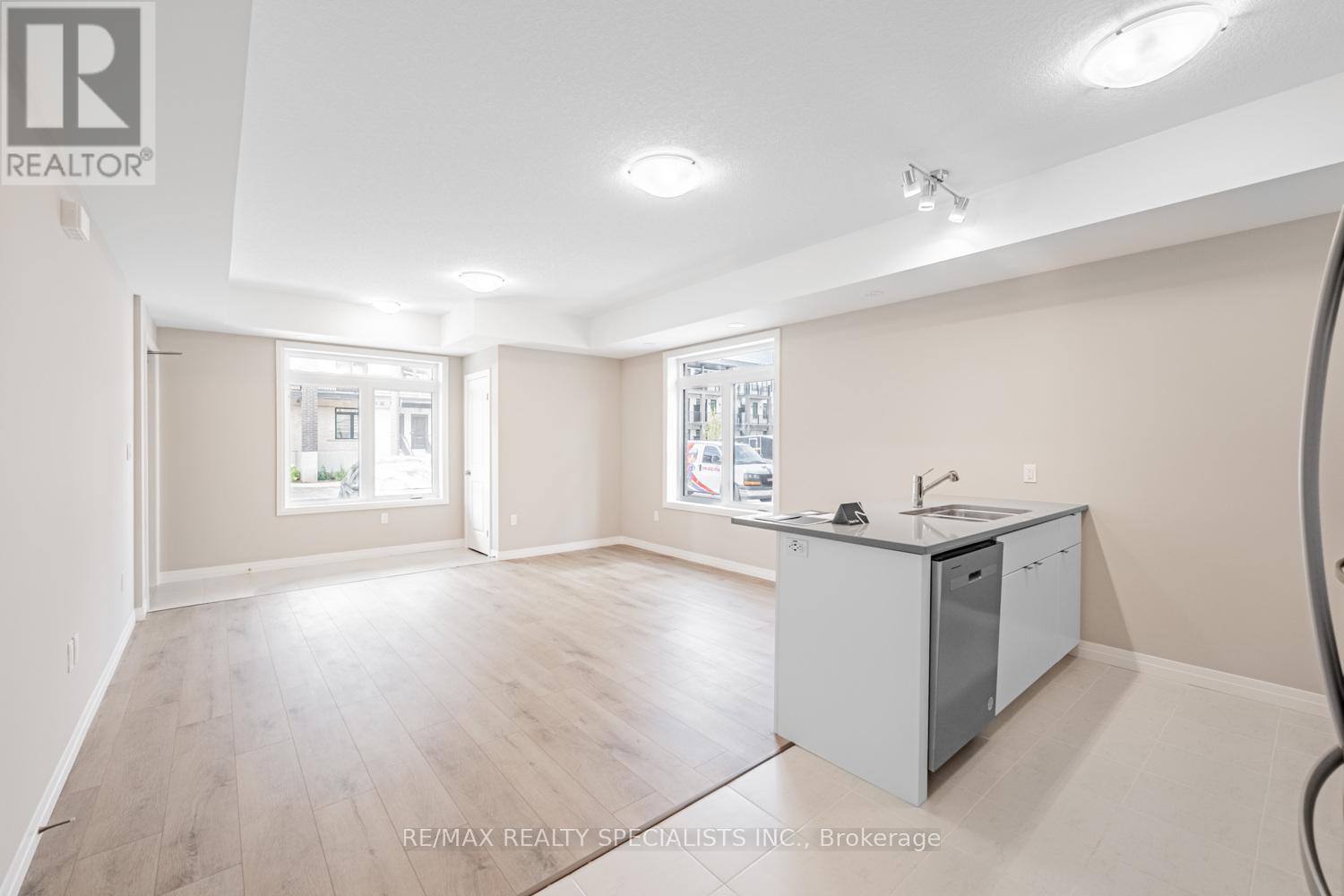 64 Thatcher Drive Property Photo 15