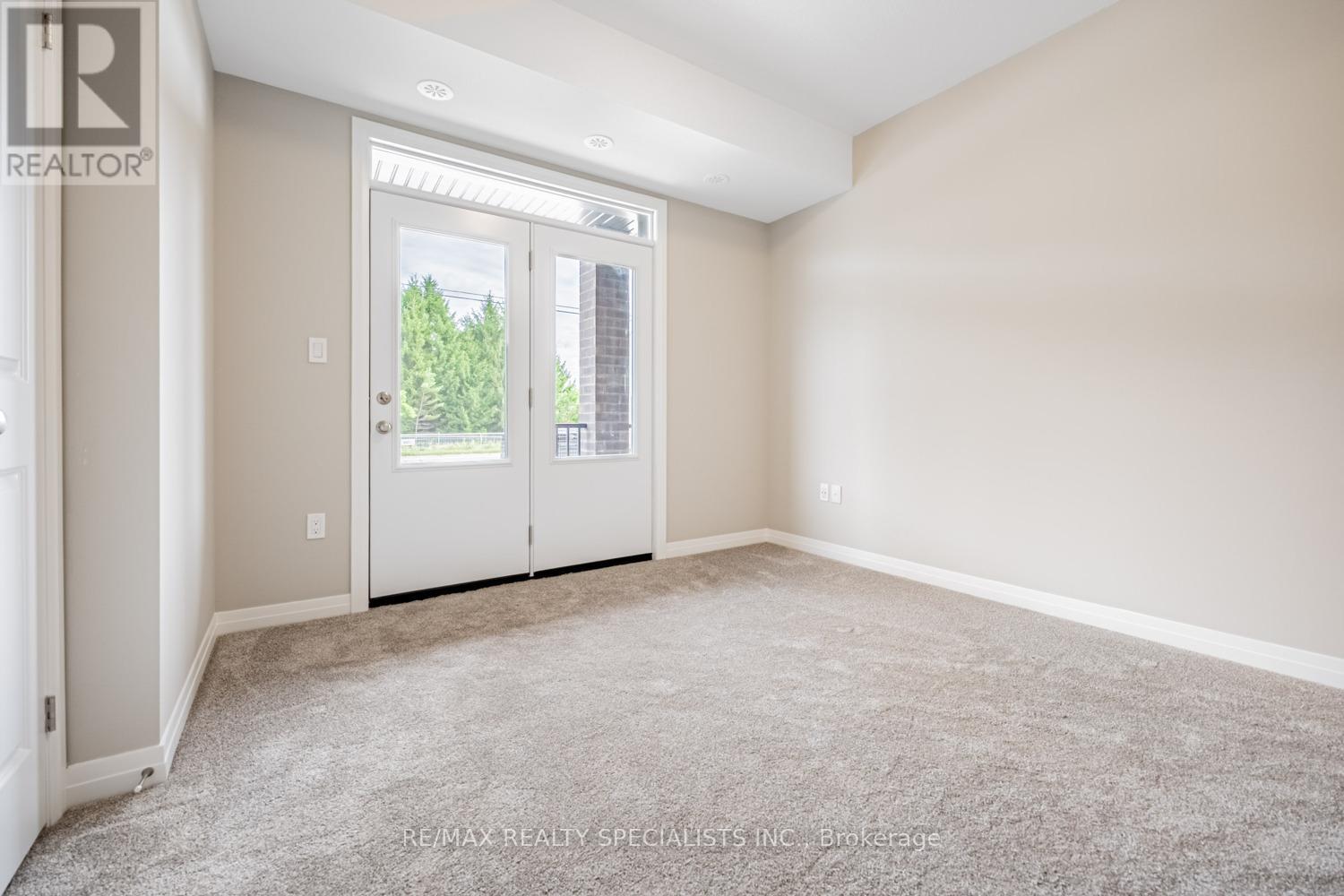 64 Thatcher Drive Property Photo 20