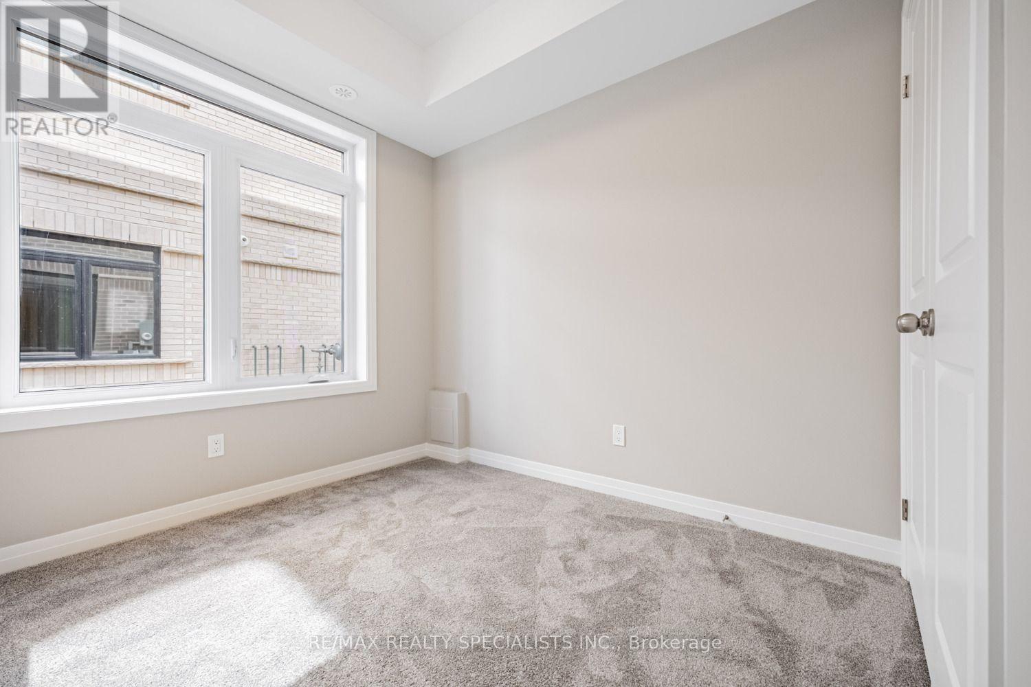 64 Thatcher Drive Property Photo 27