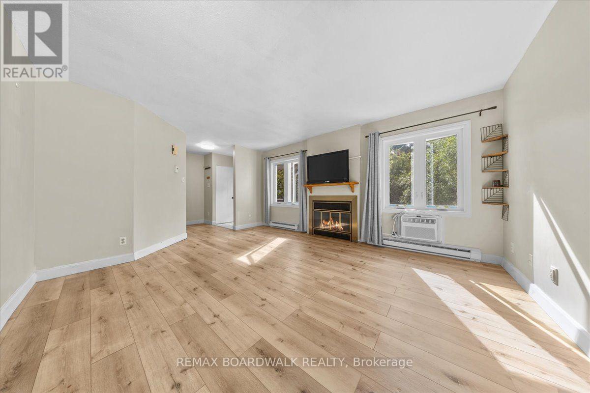 6 - 7 Timberview Way Property Photo 3