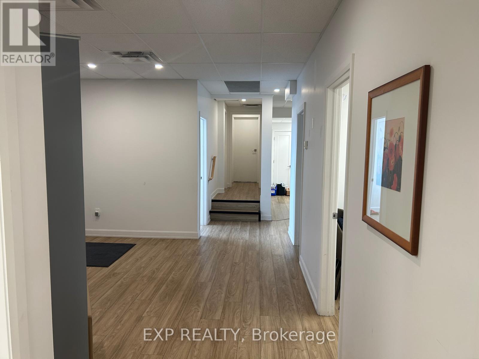 Office 1 - 1665 Bank Street Property Photo 7