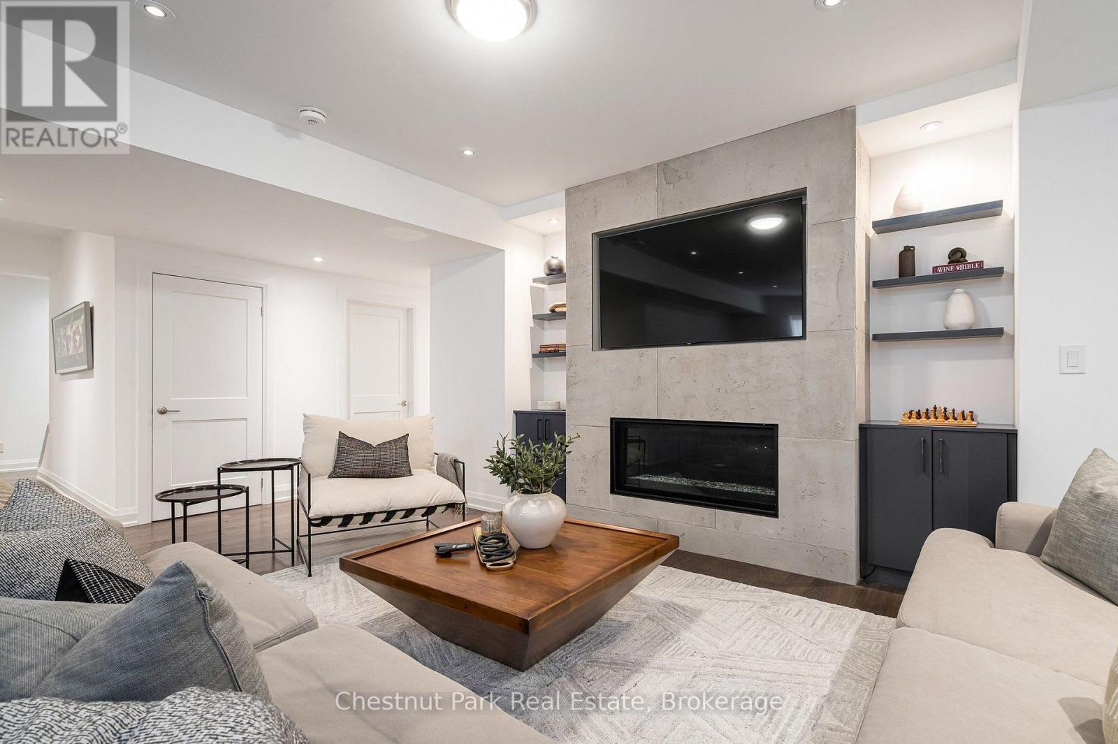 154 Brooker Boulevard Property Photo 31