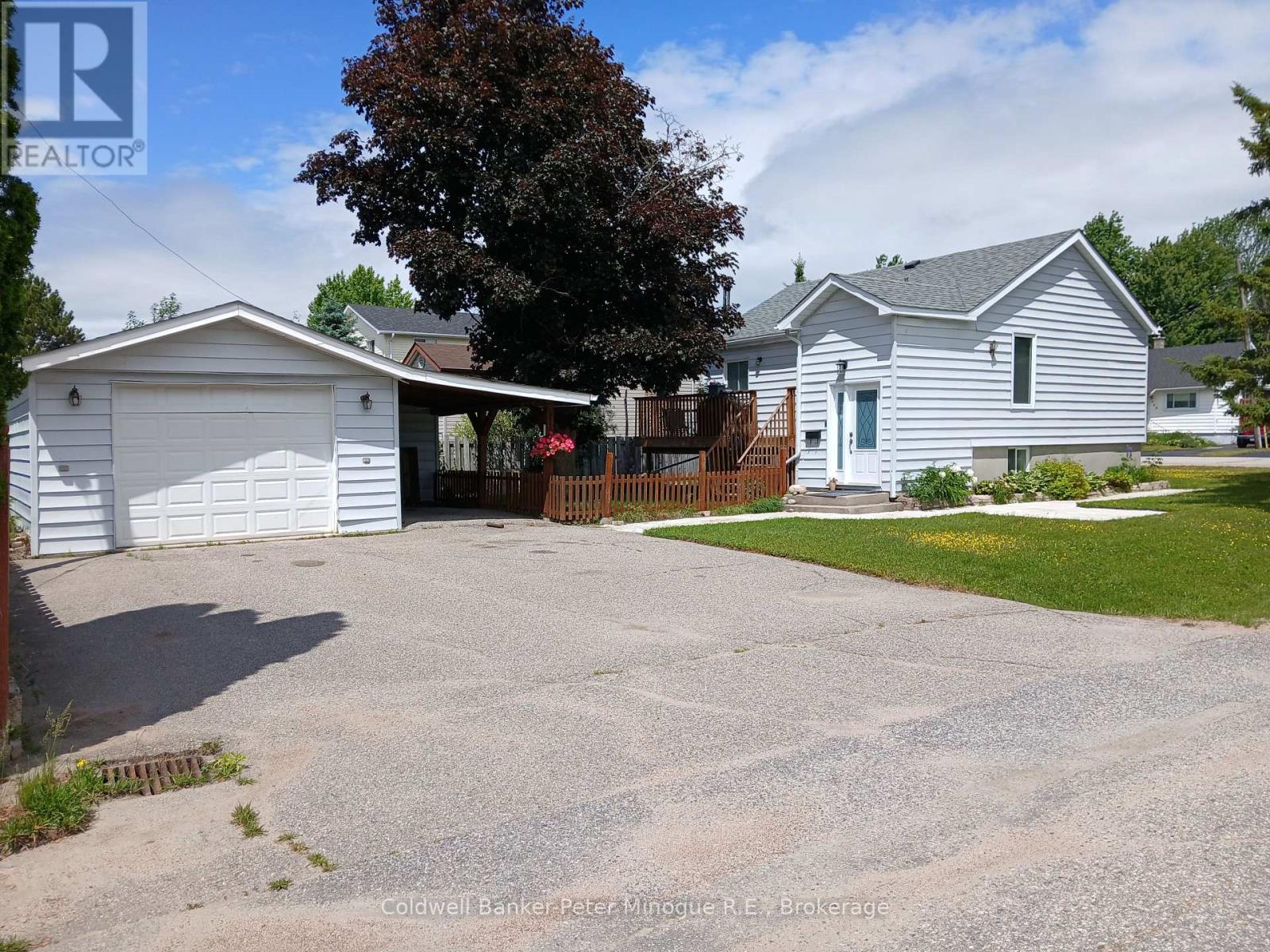 431 Angus Avenue Property Photo 1