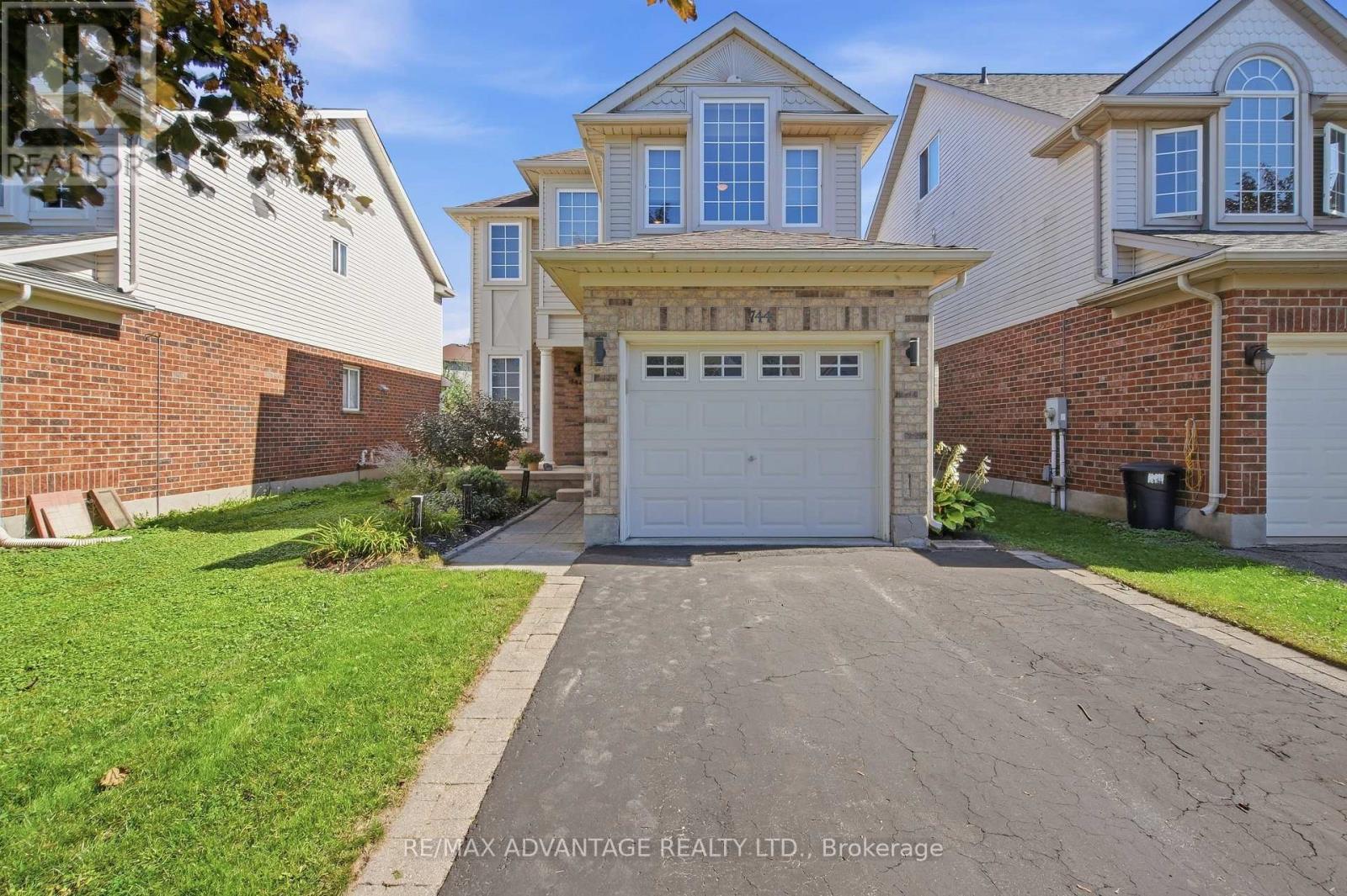 744 BLACKSMITH STREET Property Photo 1