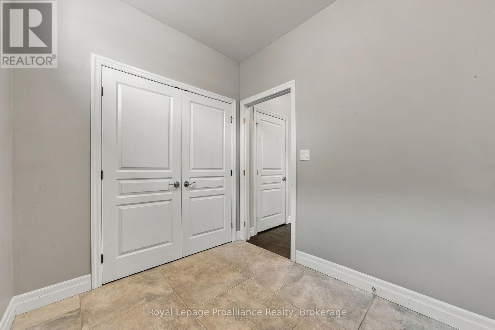 23 Crews Crescent Property Photo 26