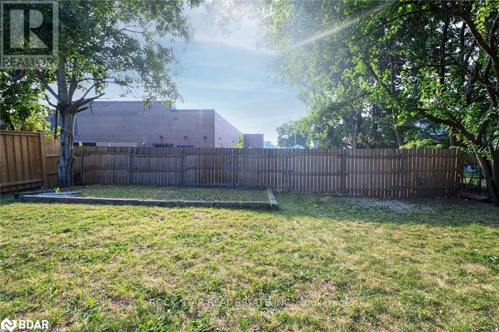 Upper - 170 Terrace Drive Property Photo 26