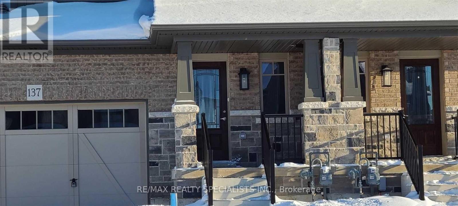137 Stonebrook Way Property Photo 1