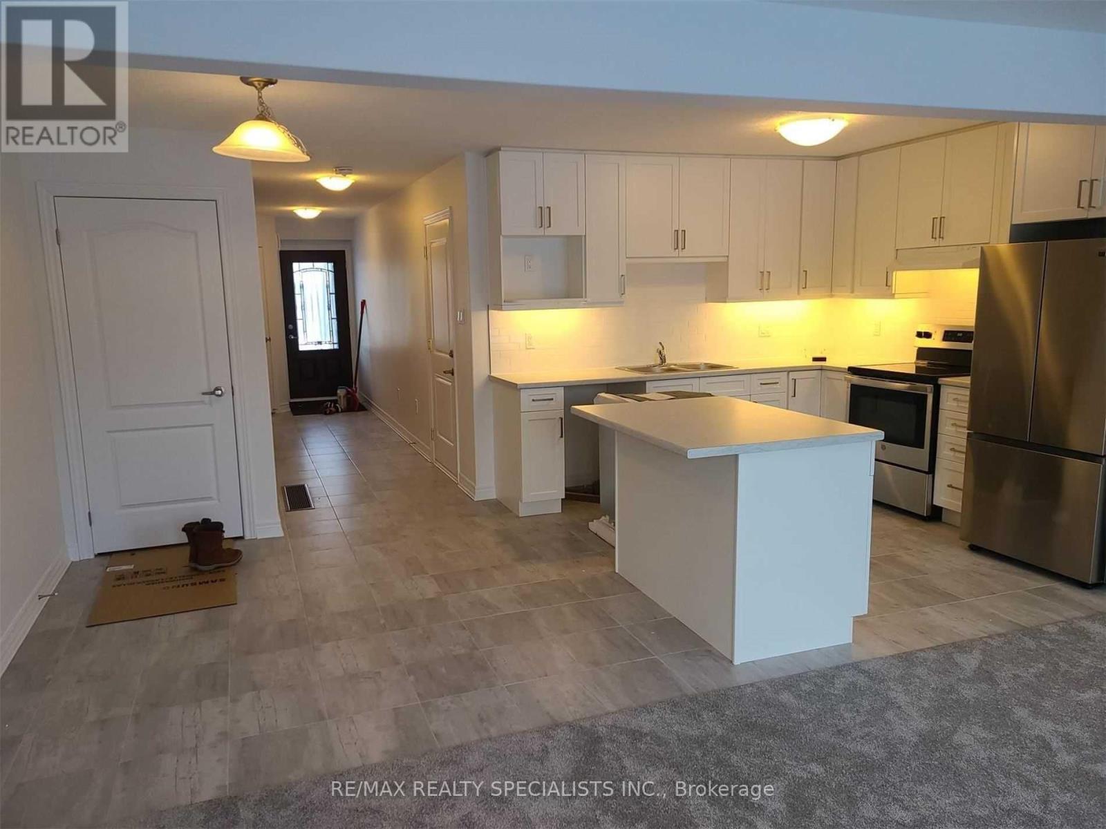 137 Stonebrook Way Property Photo 4
