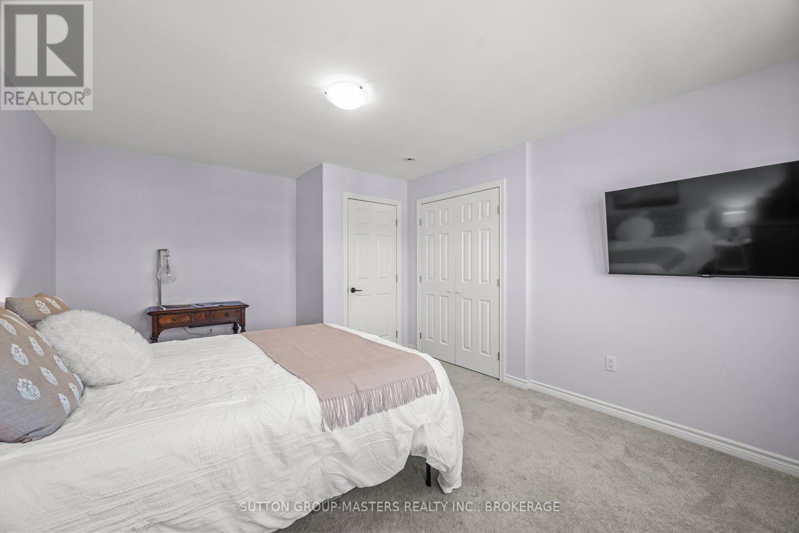 728 Newmarket Lane Property Photo 23