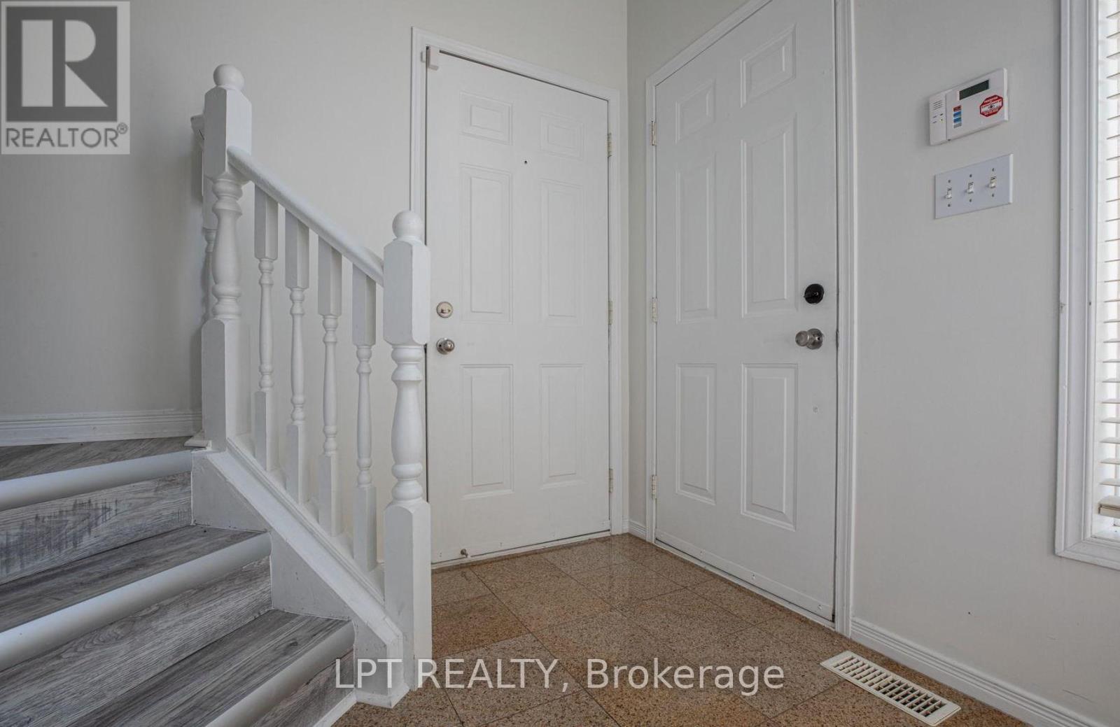 11866 Brouillette Court Property Photo 3