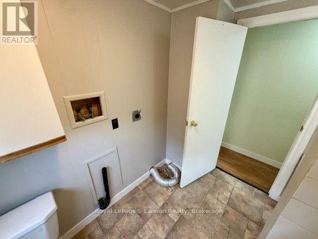 7 Sarawak Drive Property Photo 12
