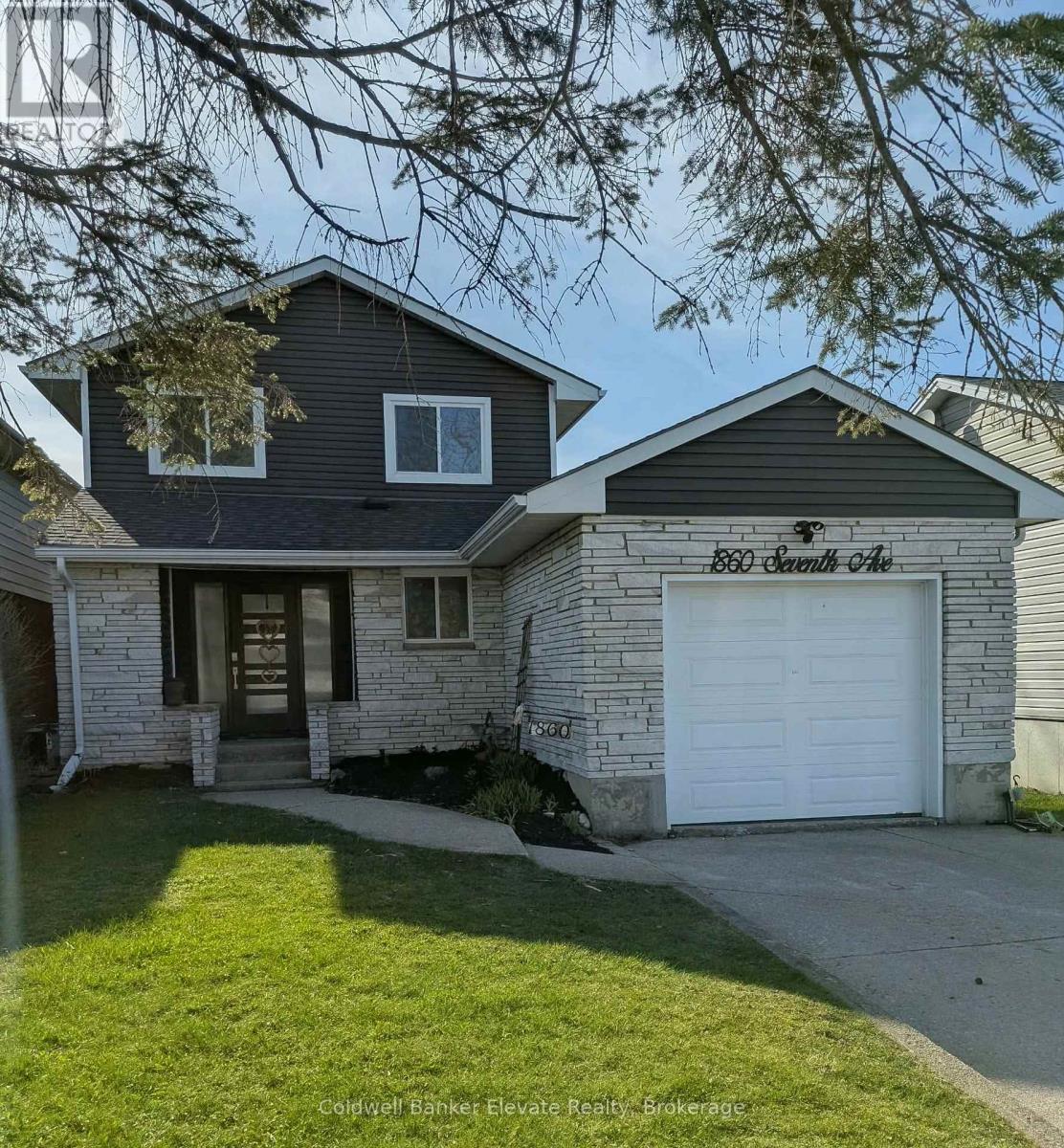 1860 7TH AVENUE W Property Photo 1