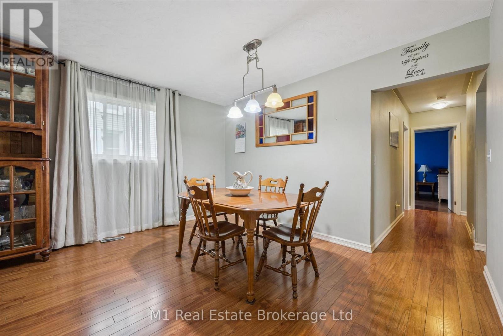 205 Albert Street Property Photo 9