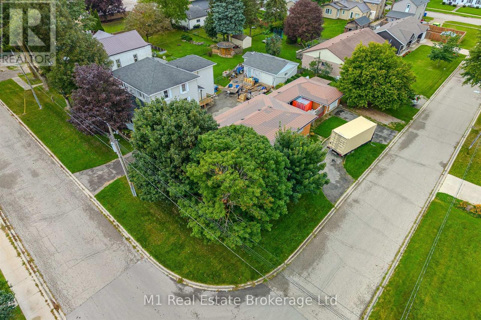 205 Albert Street Property Photo 28