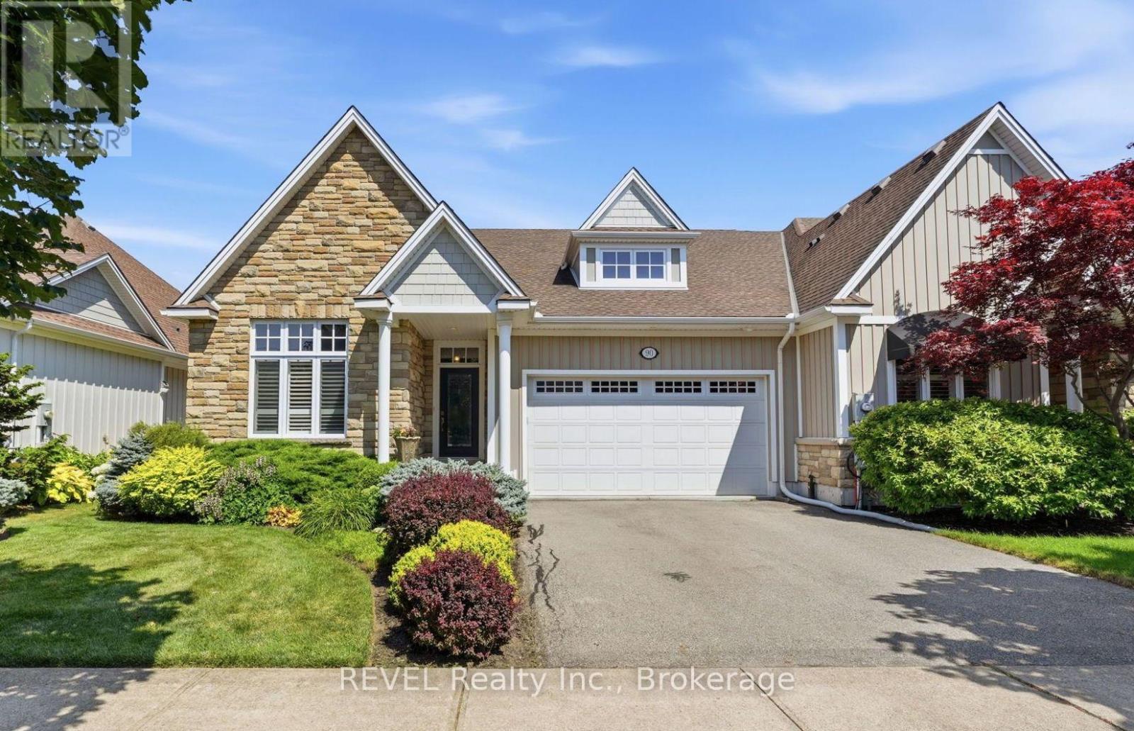 90 Sunrise Court Property Photo 1