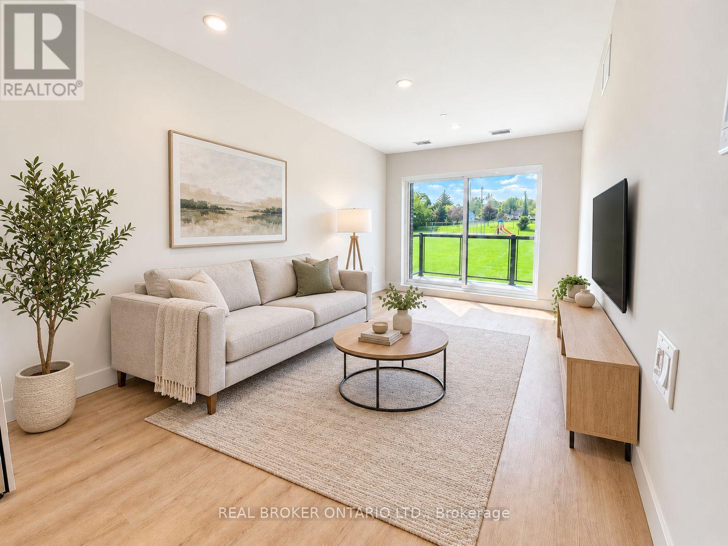 304 - 8 Hutt Lane Property Photo 1