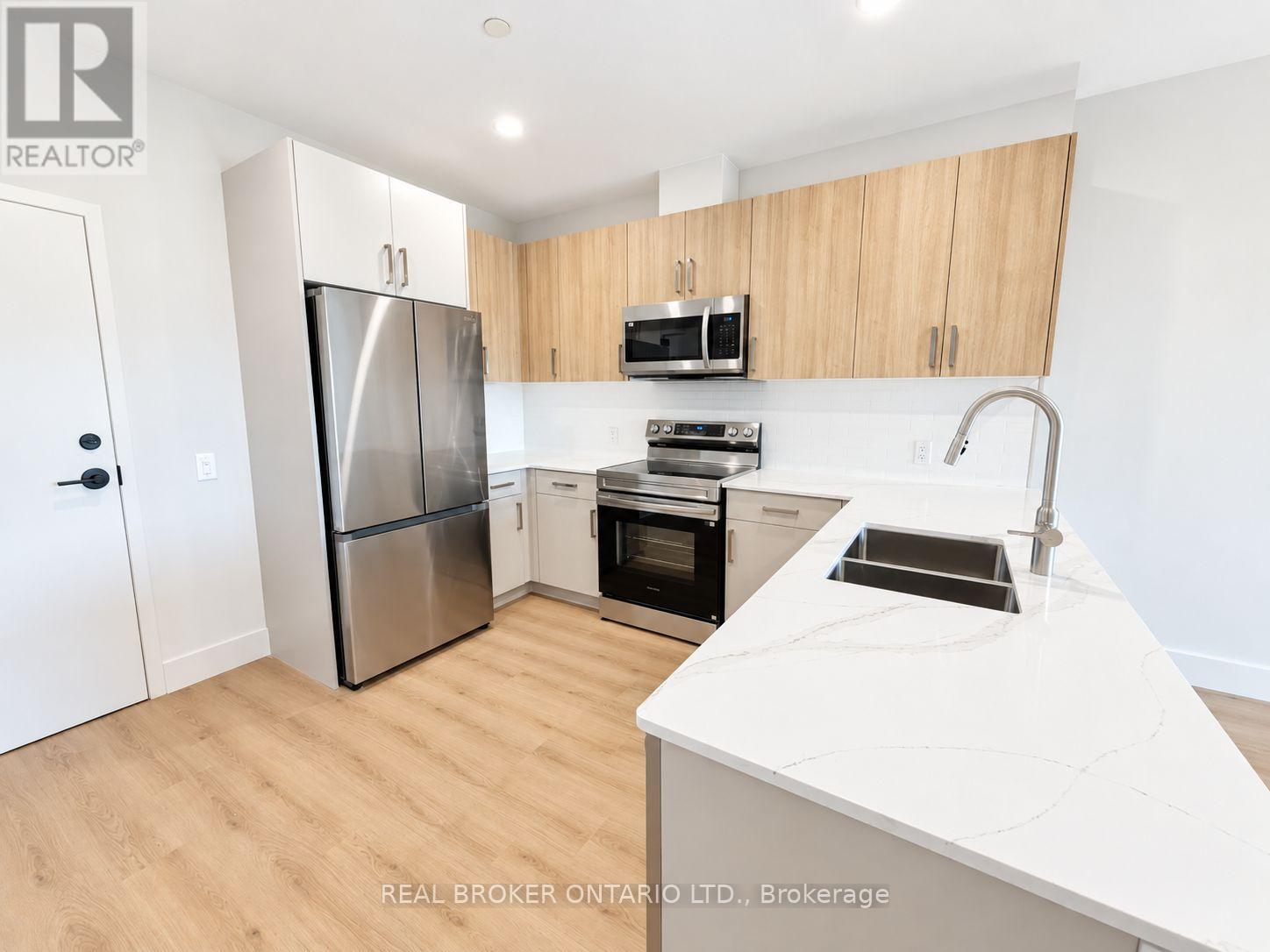 405 - 8 Hutt Lane Property Photo 3