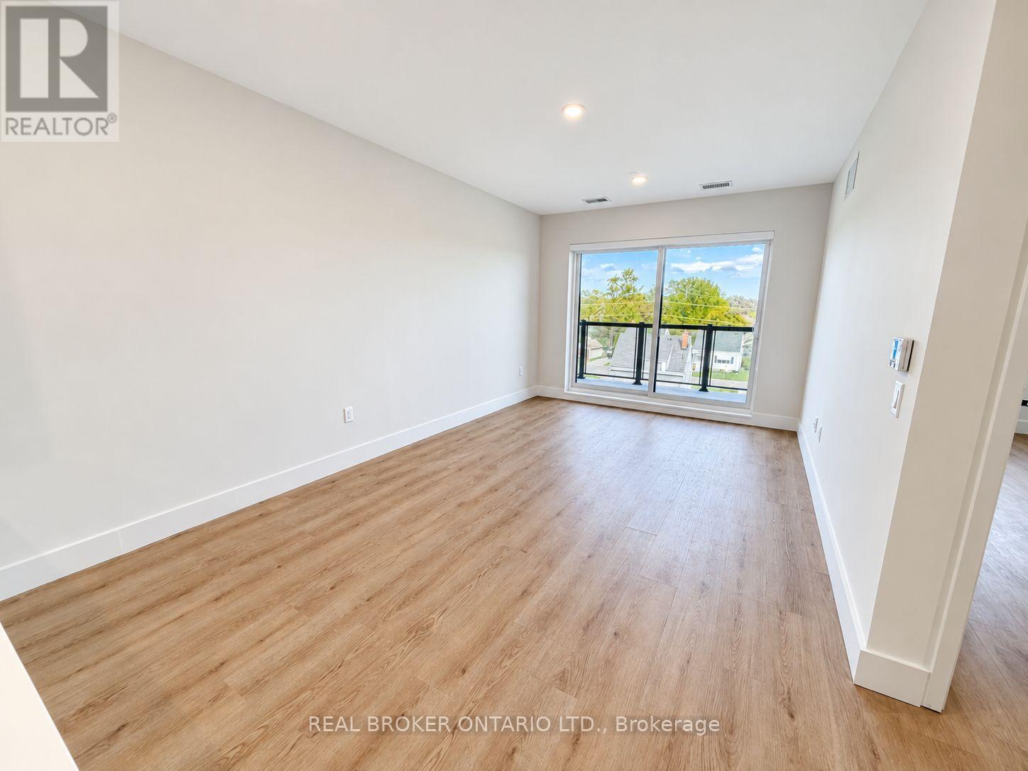 405 - 8 Hutt Lane Property Photo 9