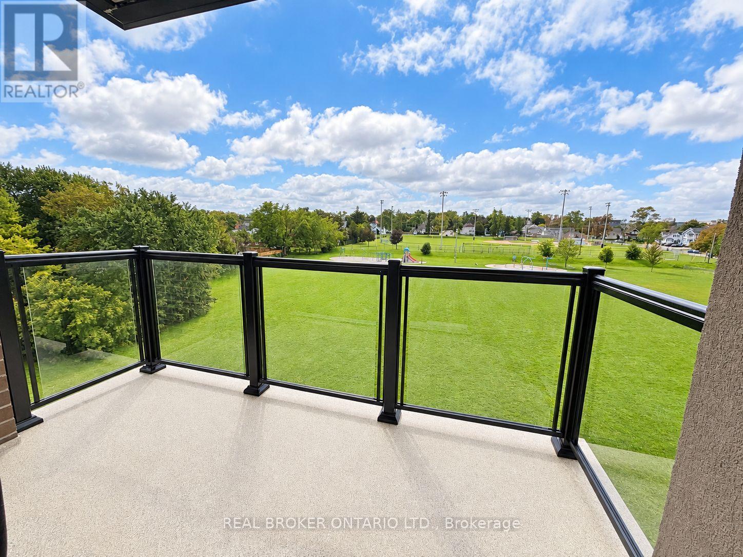 504 - 8 Hutt Lane Property Photo 12
