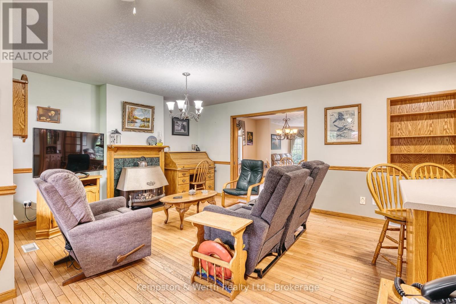 21 Queen Street Property Photo 16