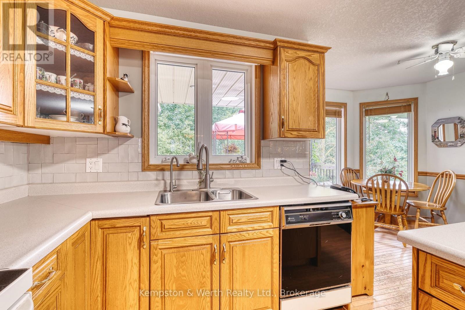 21 Queen Street Property Photo 19