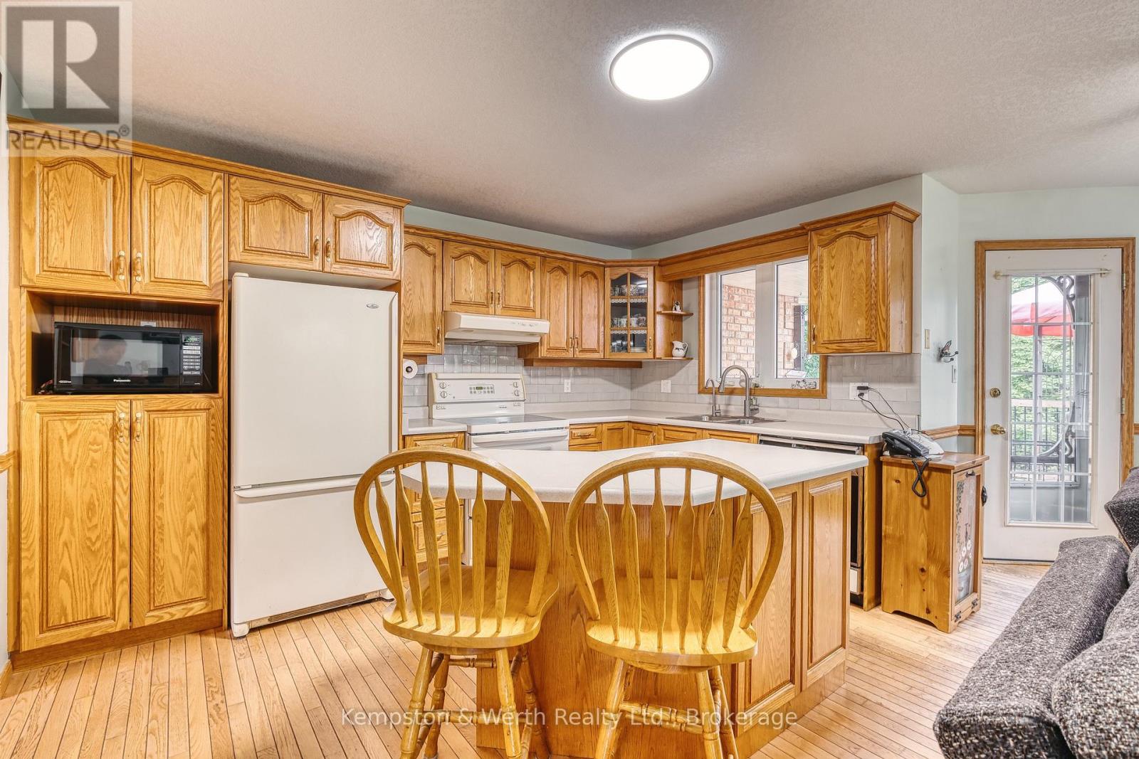 21 Queen Street Property Photo 21