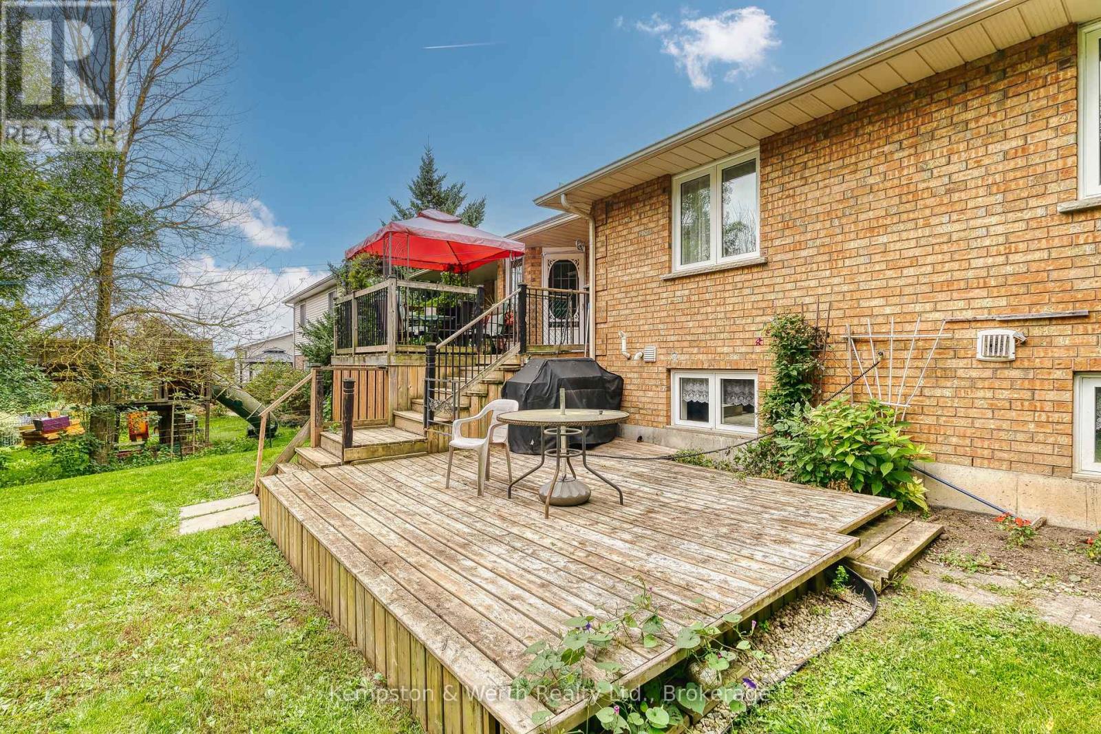 21 Queen Street Property Photo 38