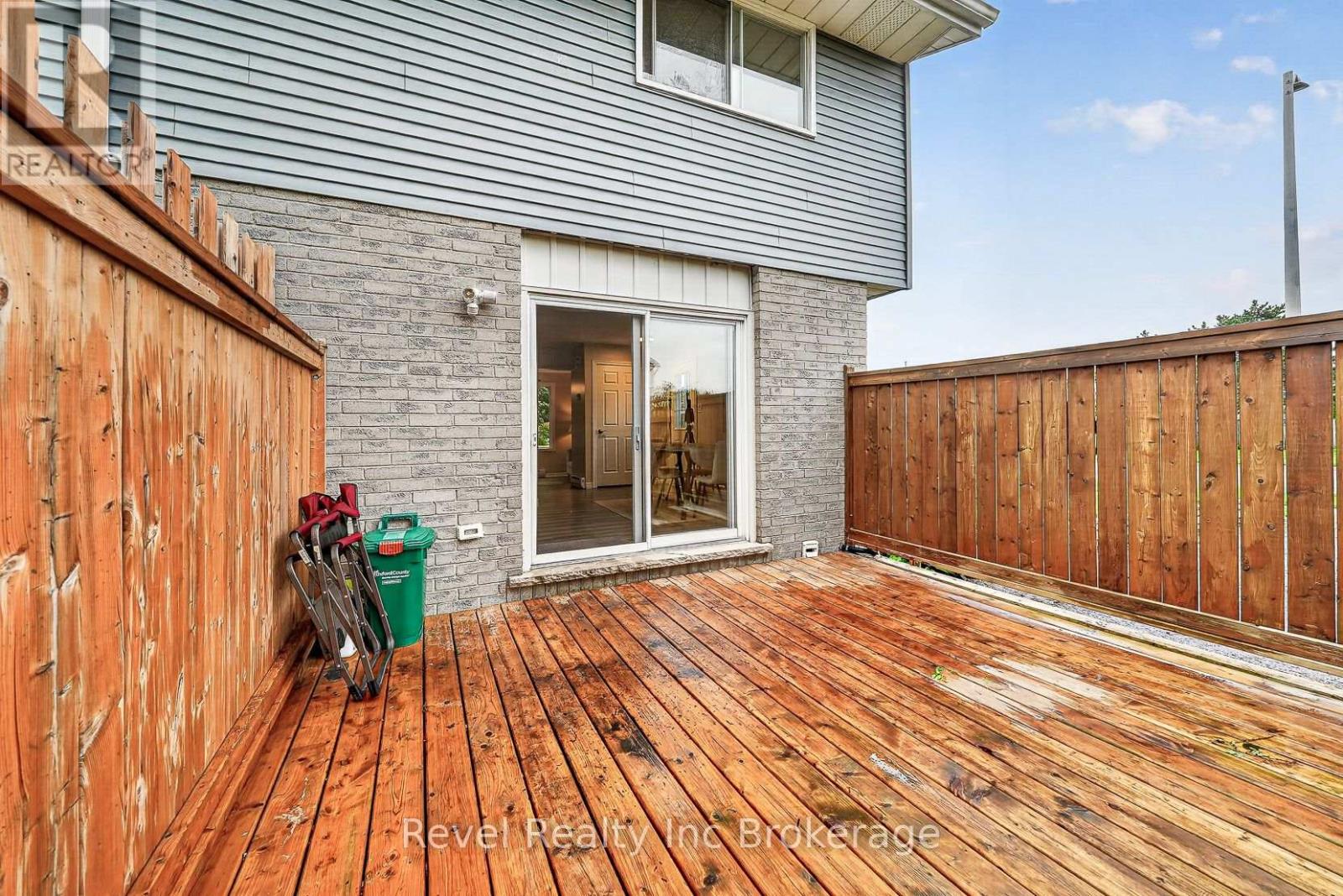 995 Cree Avenue Property Photo 36
