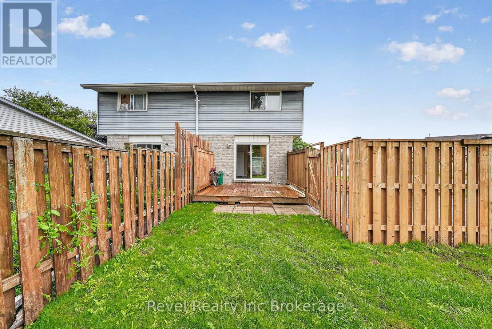 995 Cree Avenue Property Photo 38