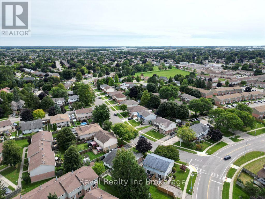 995 Cree Avenue Property Photo 44