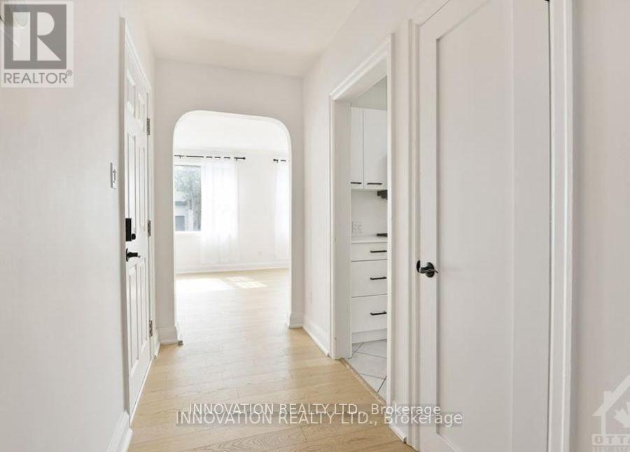391 Greenwood Avenue Property Photo 8