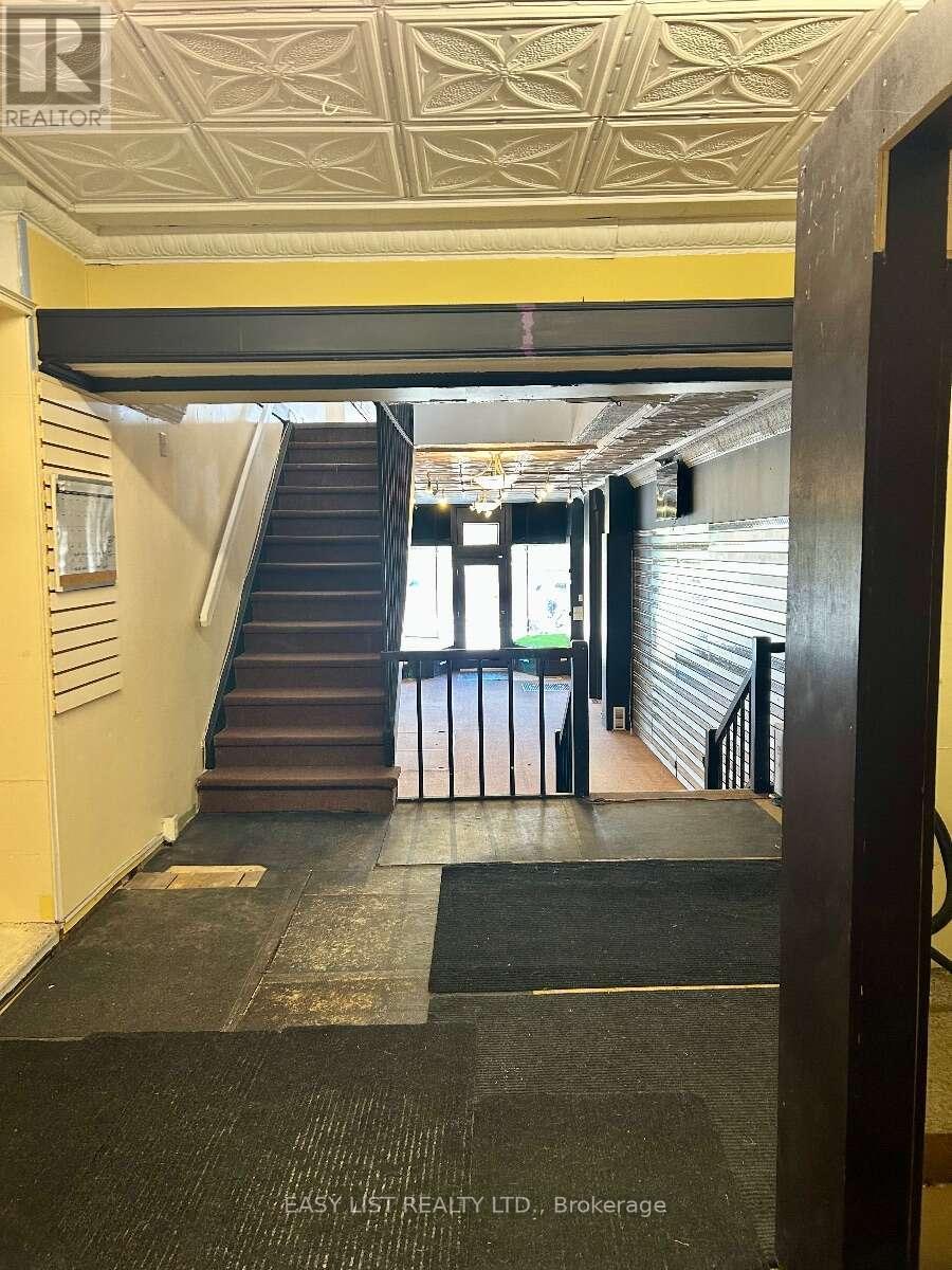 54 James Street Property Photo 9