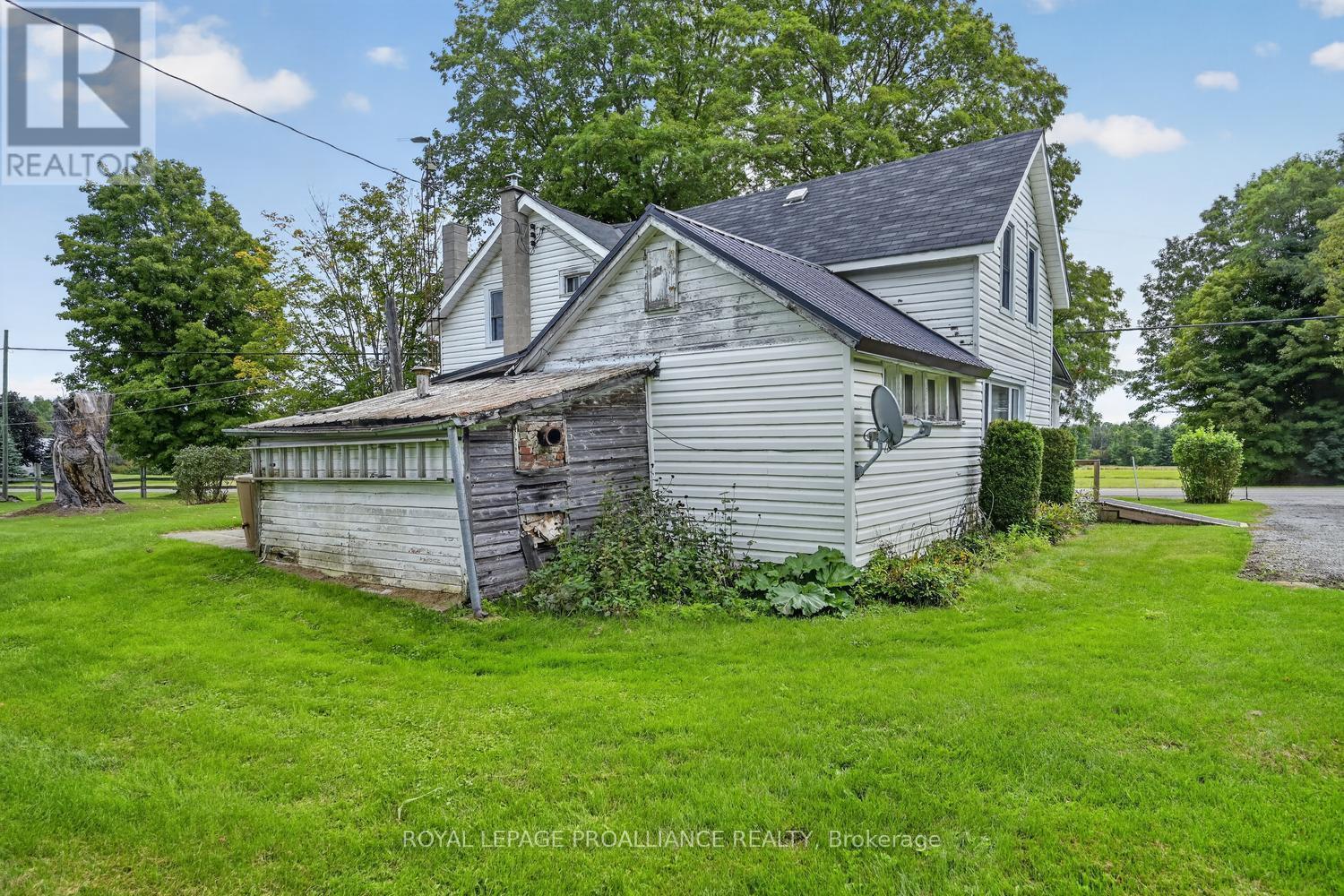 2696 Mcintosh Road Property Photo 4