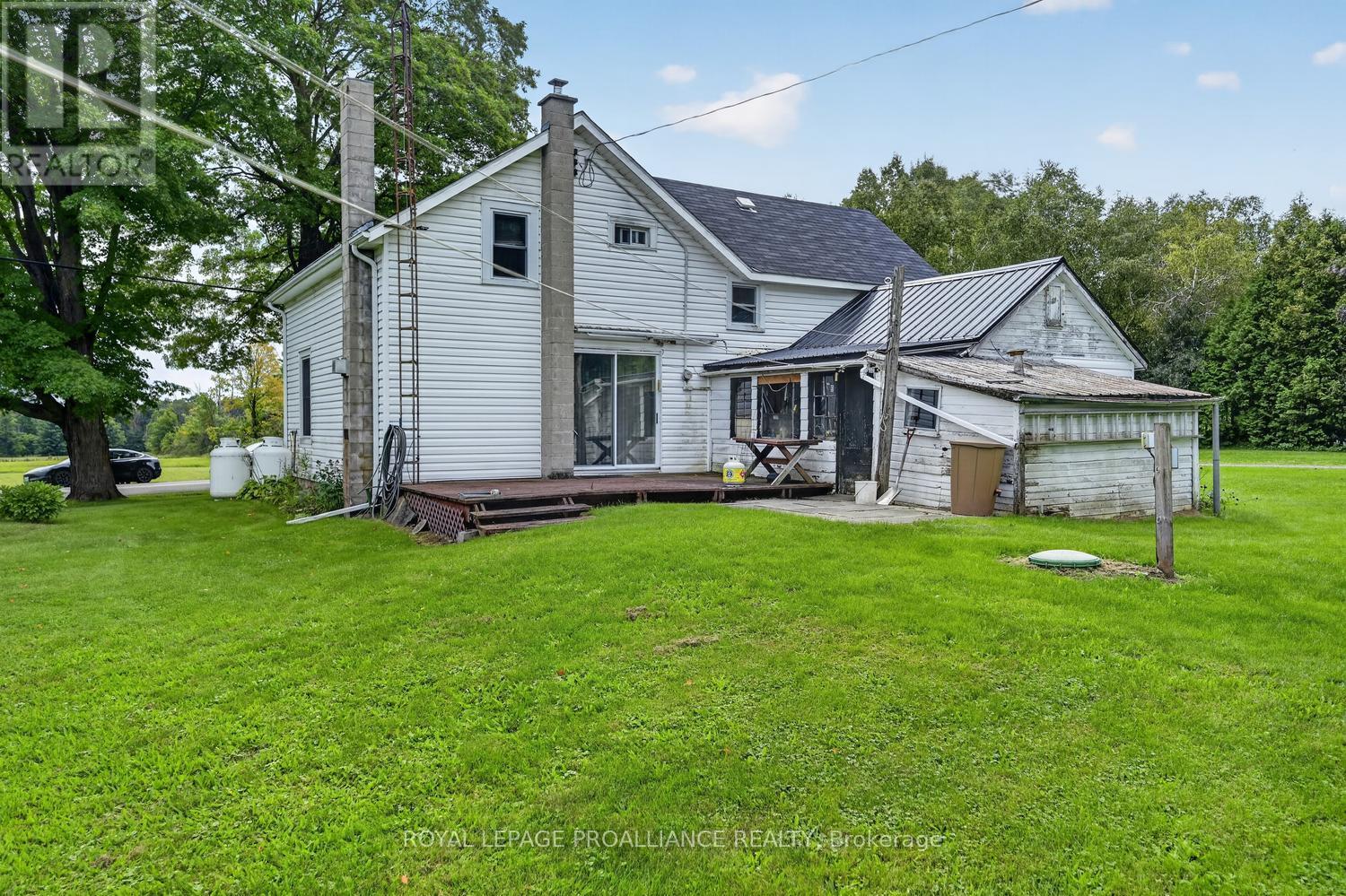 2696 Mcintosh Road Property Photo 5