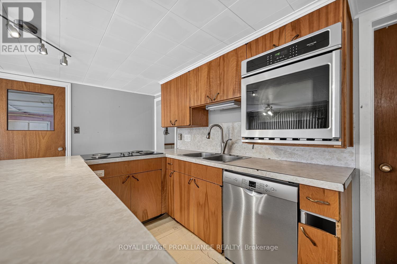 2696 Mcintosh Road Property Photo 17