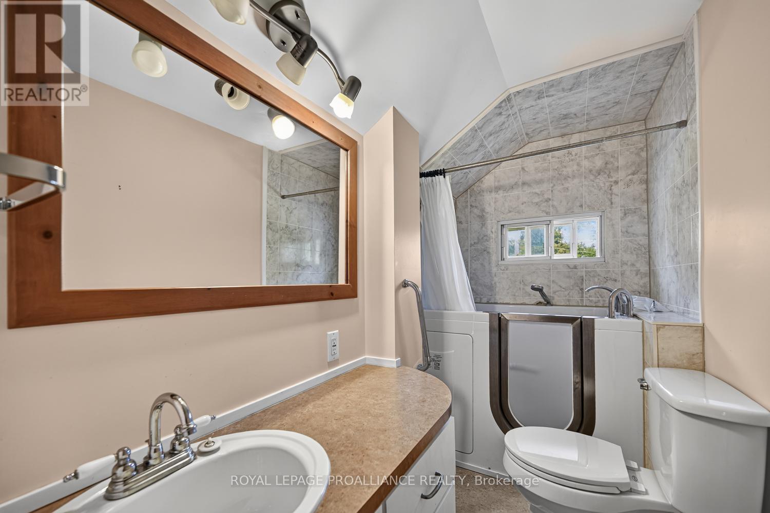 2696 Mcintosh Road Property Photo 26