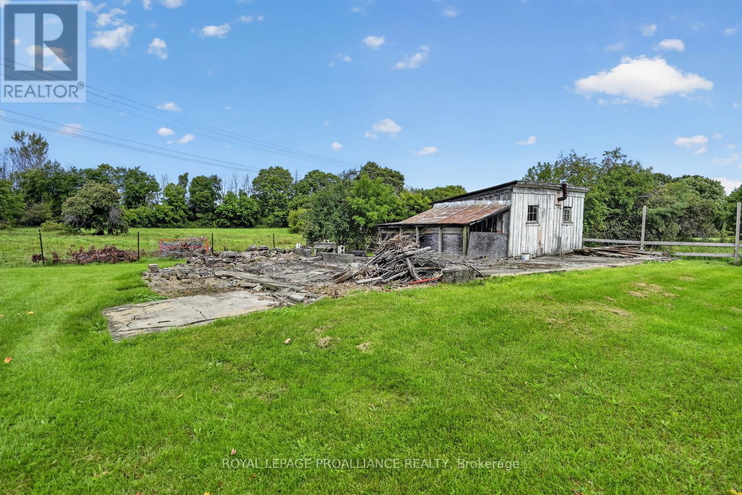 2696 Mcintosh Road Property Photo 28