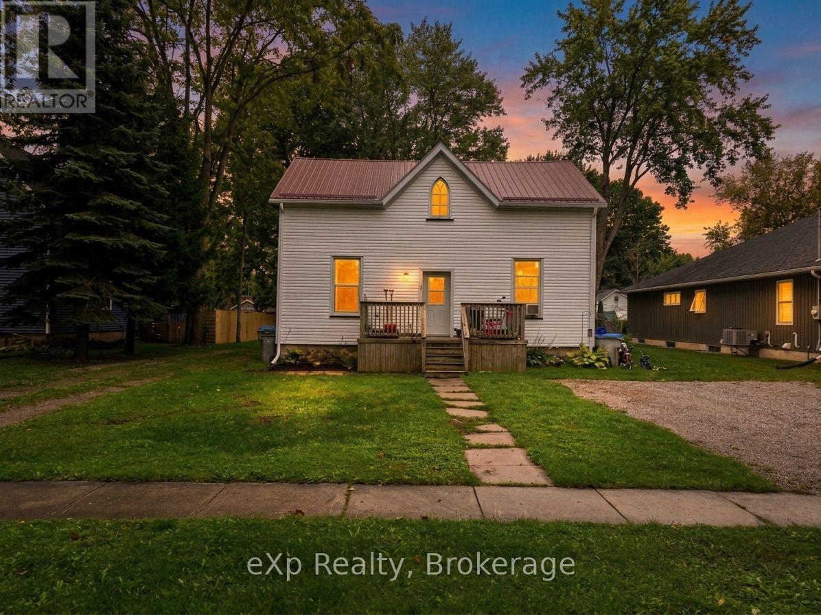 67 Railway Street Property Photo 1