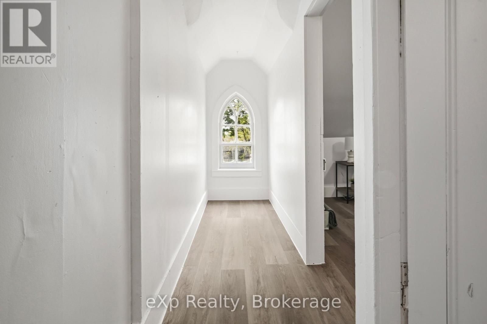 67 Railway Street Property Photo 7