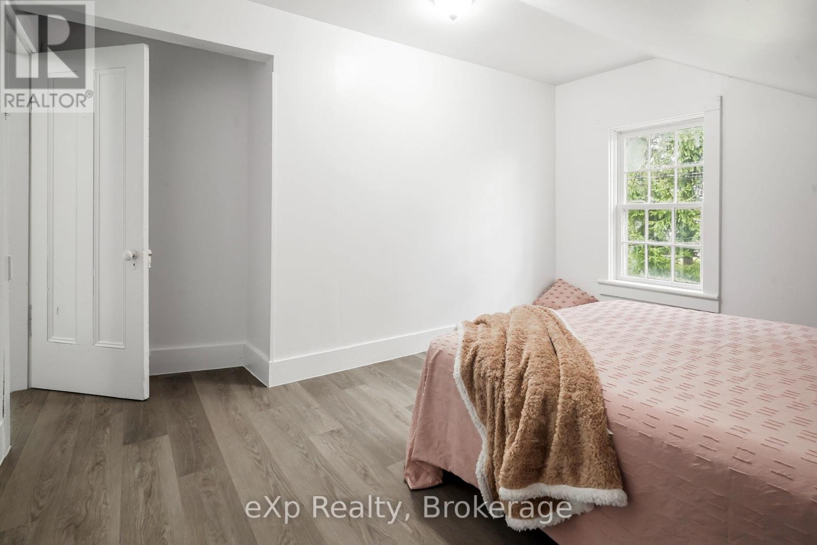 67 Railway Street Property Photo 12