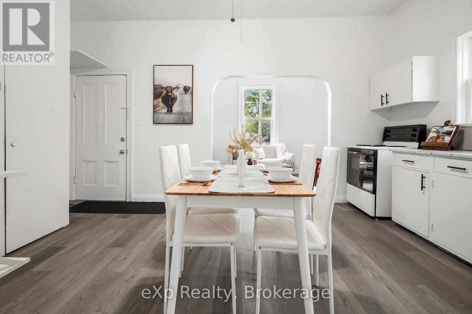 67 Railway Street Property Photo 17