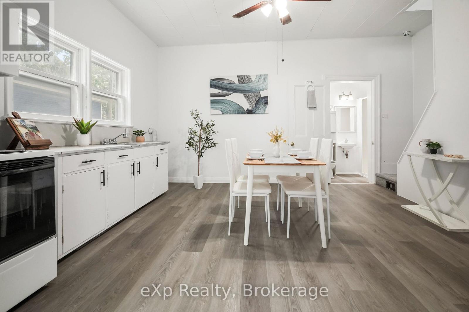 67 Railway Street Property Photo 19