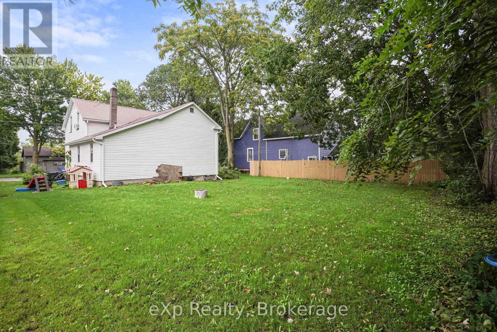 67 Railway Street Property Photo 26
